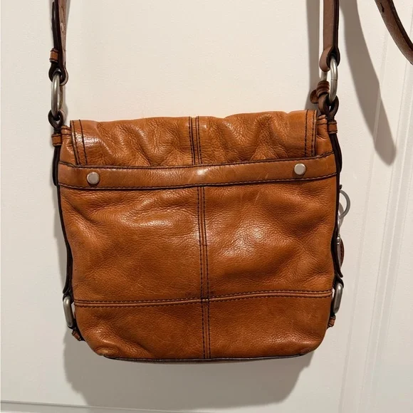 Fossil Brown Leather Messenger Bag - Picture 2 of 3